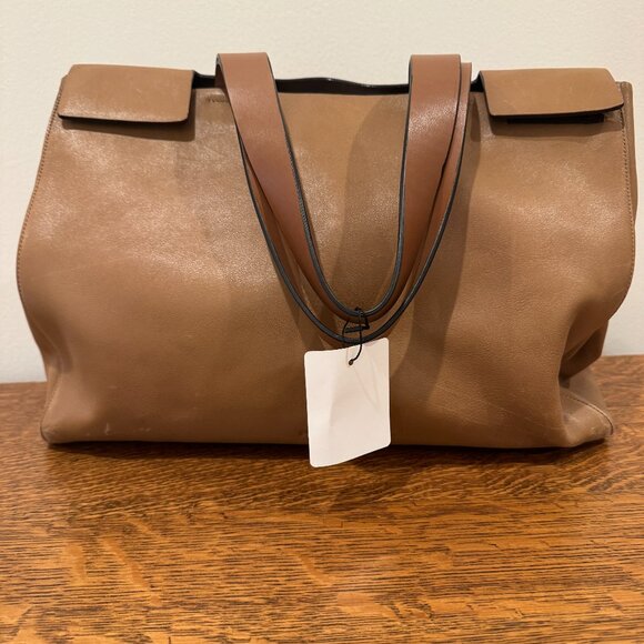 Authentic Prada Camel leather handbag - Picture 2 of 15